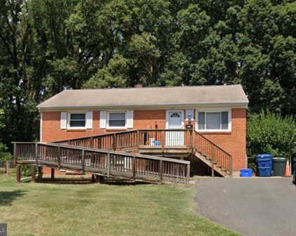 1614 Maryland Ave, Woodbridge