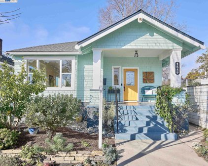 1549 4th St, Alameda