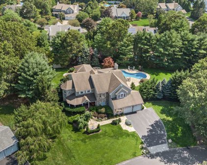 5 Scholar Place, E. Setauket