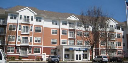 250 Main St Unit 112, Hudson