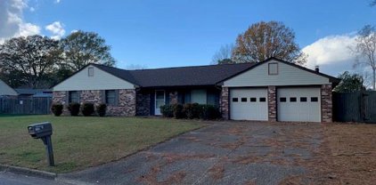2308 Kingsman Arch Arch, South Central 2 Virginia Beach