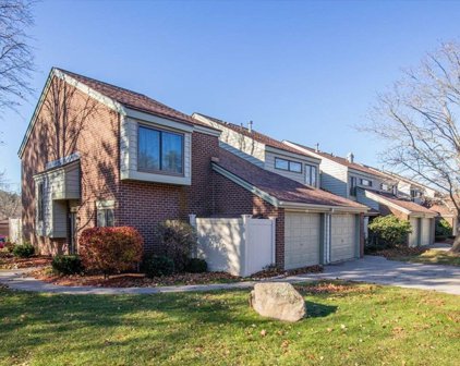 20 Cherrywood Dr Unit 20, Stoughton