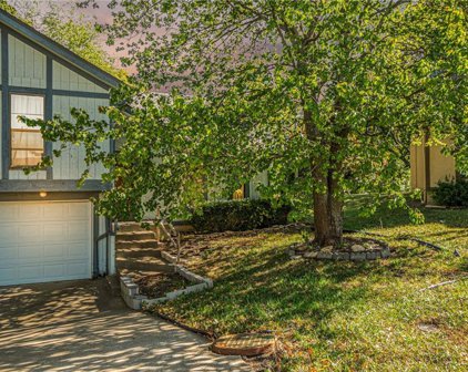 114 N Saxony Drive, Olathe