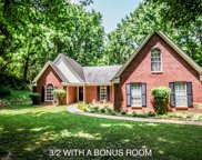 404 Meadowlawn, Oxford image