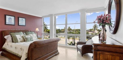 5055 Collins Ave Unit #3L, Miami Beach