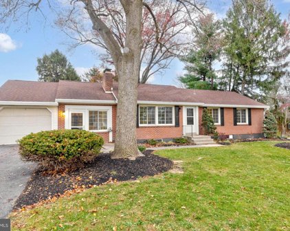 212 Ridge Hill Rd, Mechanicsburg