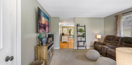 3524 Noble Avenue N, Crystal