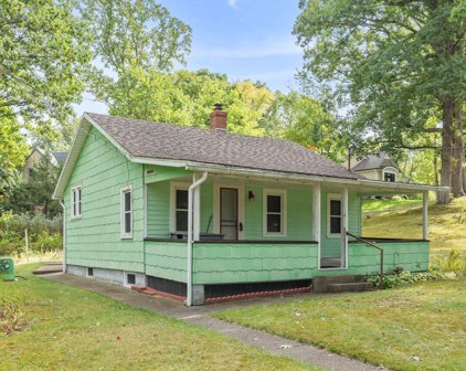 33 S Bronson Street, New Buffalo