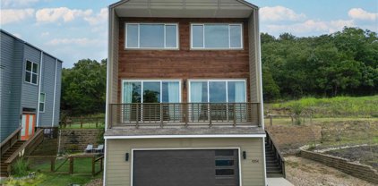 1054 E Huntsville  Road, Fayetteville
