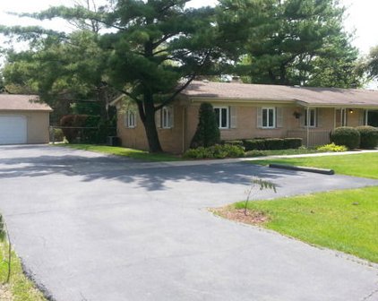 965 W Stearns Road, Bartlett