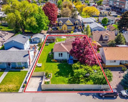 607 Glenwood Avenue, Kelowna