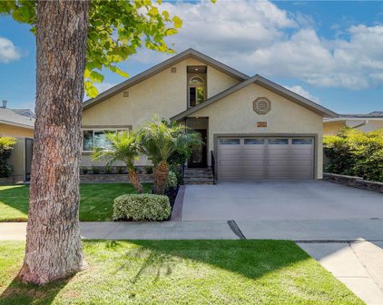 2903 Nipomo Avenue, Long Beach