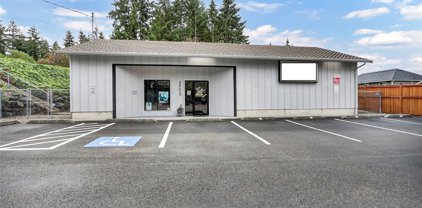 8402 57th Avenue E, Puyallup