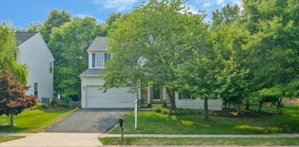 20573 Breezyhill Dr, Ashburn