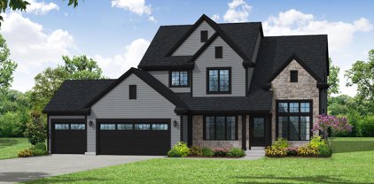 1617 White Deer Trail, Waukesha