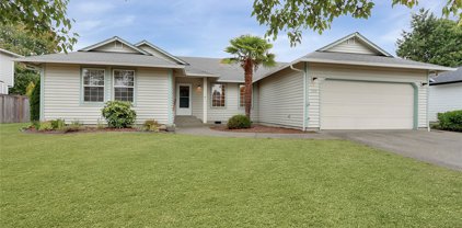 909 15th Street SE, Puyallup