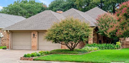 2723 Country Place, Carrollton