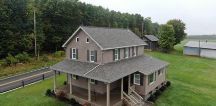 6050 Clear Ridge Road, Clearville