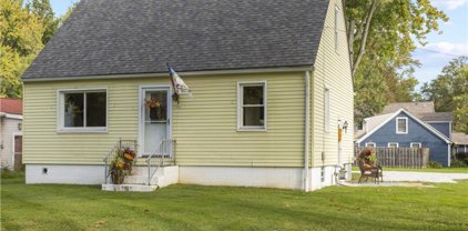 27122 Cook Road, Olmsted Falls