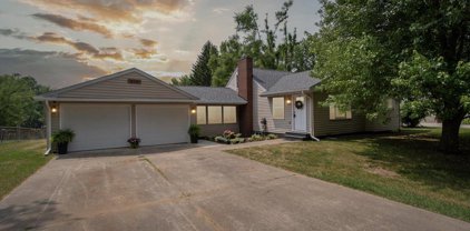 516 S Rosewood, Leoni Twp