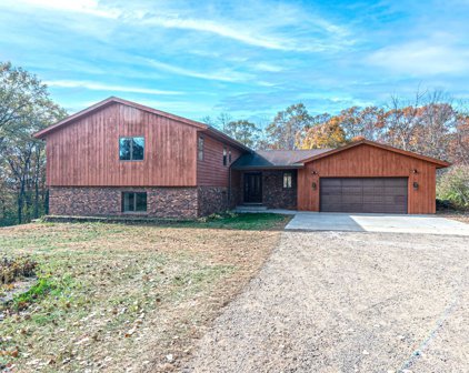 526 216th Avenue, Somerset