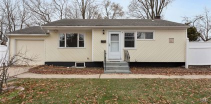 168 Charter Oaks Avenue, Brentwood