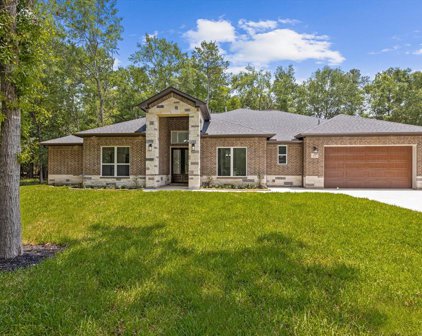 707 Weisinger Drive, Magnolia