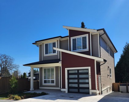 824 Edgar Avenue Unit 104, Coquitlam