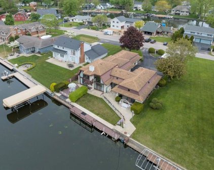 6890 Island Court, Coloma