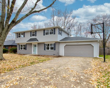 34 Robinwood Drive, Brownsburg