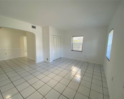 33 Madeira Ave Unit #B, Coral Gables