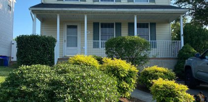 802 E D St, Brunswick