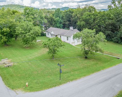 407 Hunt Club Rd, Nashville