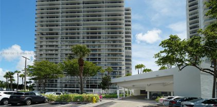 3701 N Country Club Dr Unit #203, Aventura