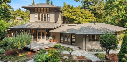 15555 168th Avenue NE, Woodinville