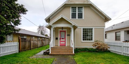 626 Eklund Avenue, Hoquiam