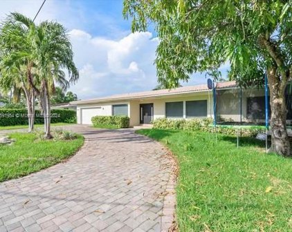 16473 Ne 31st Ave, North Miami Beach