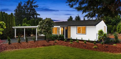 4811 Diamond Boulevard SW, Lakewood
