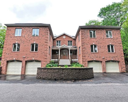 25 Lakeshore Dr, Hopkinton