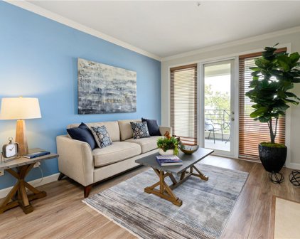 2243 Martin Unit 311, Irvine