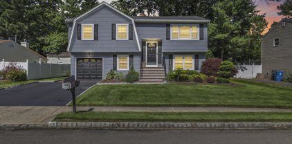 26 Croman Court, Hazlet