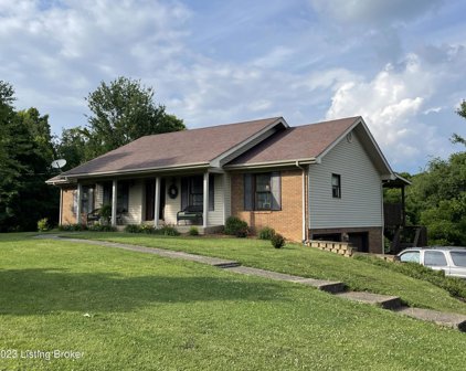 4705 Three Lakes Rd, Crestwood