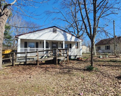 1375 Old Dover Rd, Clarksville