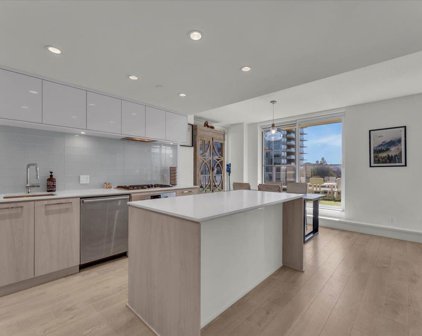 680 Seylynn Crescent Unit 405, North Vancouver