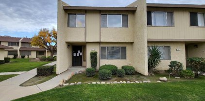 930 Olive Unit 6, Bakersfield
