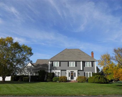 9 Benjamin Drive, Westborough