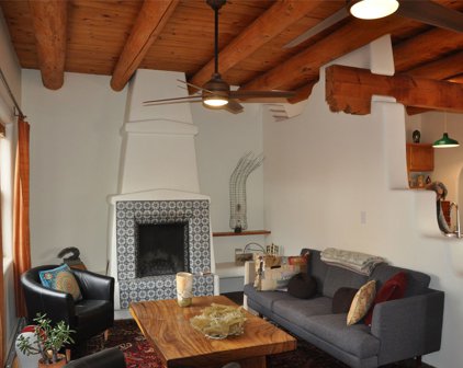 208 B Maynard B Unit #B, Santa Fe
