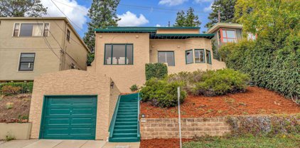 881 Washington Ave, Albany