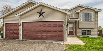 1567 Plum Creek Drive SE, Cambridge