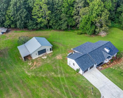 327 Fate Conn Road, Canton